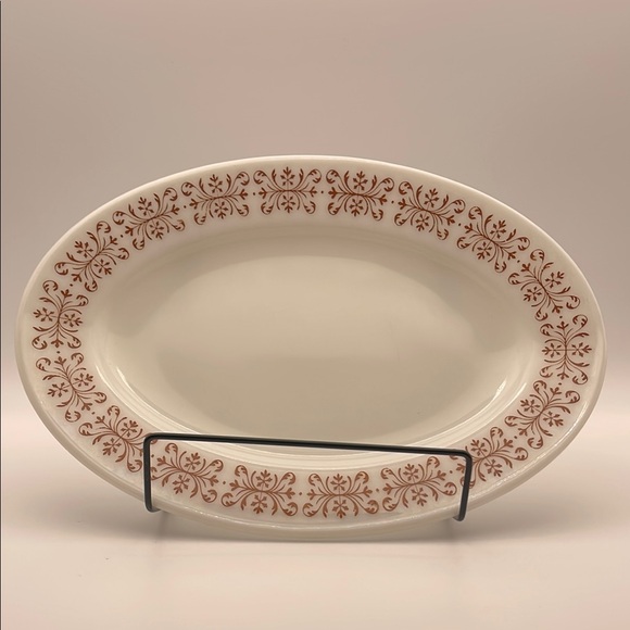 Vintage Pyrex Tableware by‎ Corning Made in the USA Copper Filigree Oval Platter - Picture 1 of 7